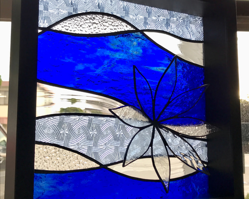 ステンドパネル ステンドグラスパネル！！花 木枠付き♪ その他アート Atelier