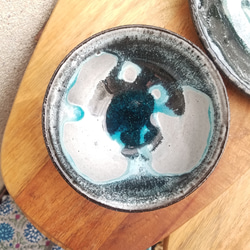 碗【青いオーロラ】晩餐 金継ぎ茶碗　一人暮らし 2枚目の画像