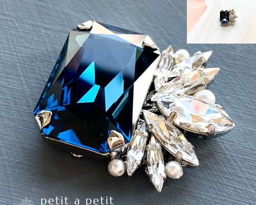 Many Thanks✴︎スワロフスキー®︎ ブローチ Rectangle Indigo ギフト