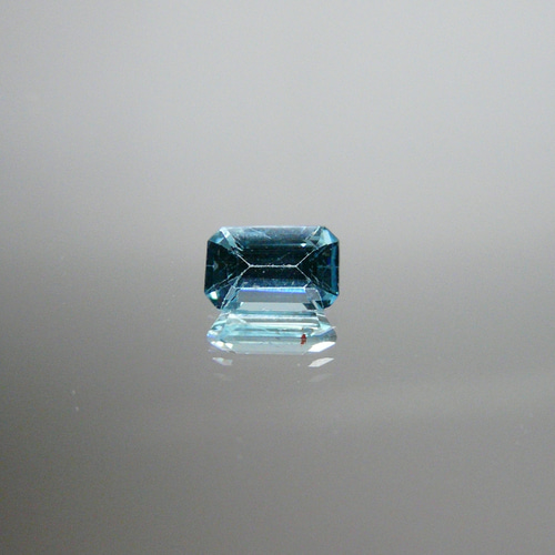 ヴェイリネナイト 0.1ct ⭐883 天然石 べるふぇKIRABOSHI希少石 取り寄 