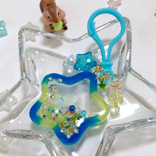 ⭐️スターライト シャカシャカレジンキーホルダー キーチェーン