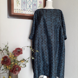 大島紬　お着物　リメイク　ギャザーワンピース　フリルストール付き　ハンドメイド 大島紬 お着物 リメイク ギャザーワンピース フリルストール付き