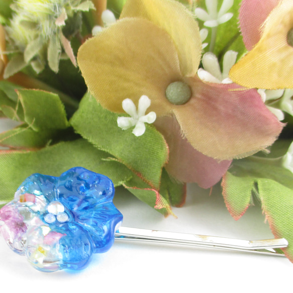 もう暗くなってきたから、クォーツの冷たい先行花火が終わる前には、きっと家路につこうと思います♪<ヘアピン>HP095 1枚目の画像