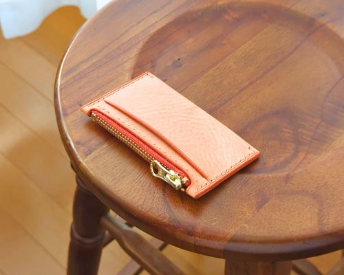 忍ばせ上手】フラグメントケース ALASKA/アラスカ オレンジ 厚い革1枚