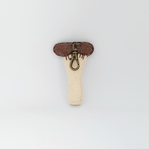 フェルトマスコット 刺繍 キーホルダー エリンギ キーホルダー おぢ