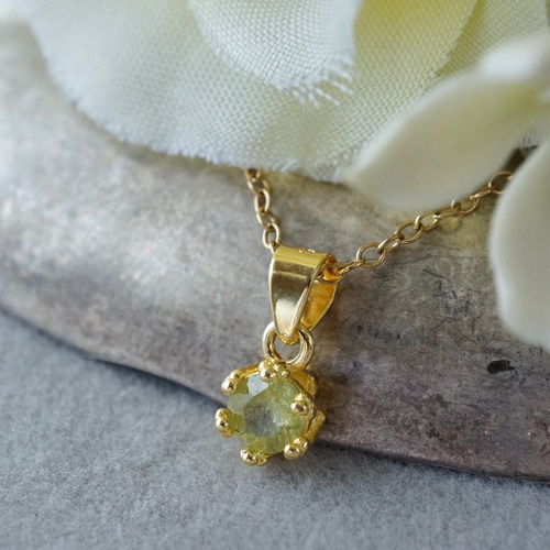 7月誕生石 再販x7 イエローグリーン スフェーン クラウンモチーフ