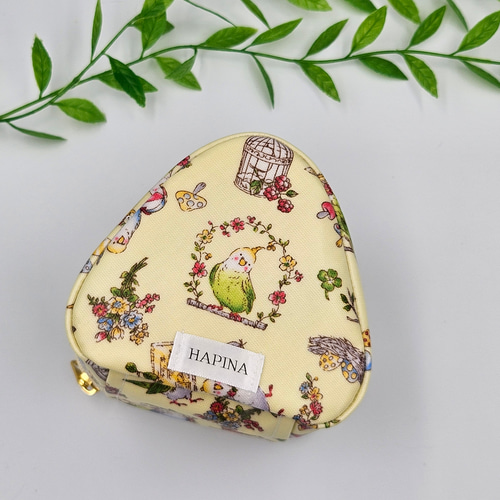 おにぎりポーチ おにぎりケース 保温保冷 インコ柄 鳥 いんこ クリーム