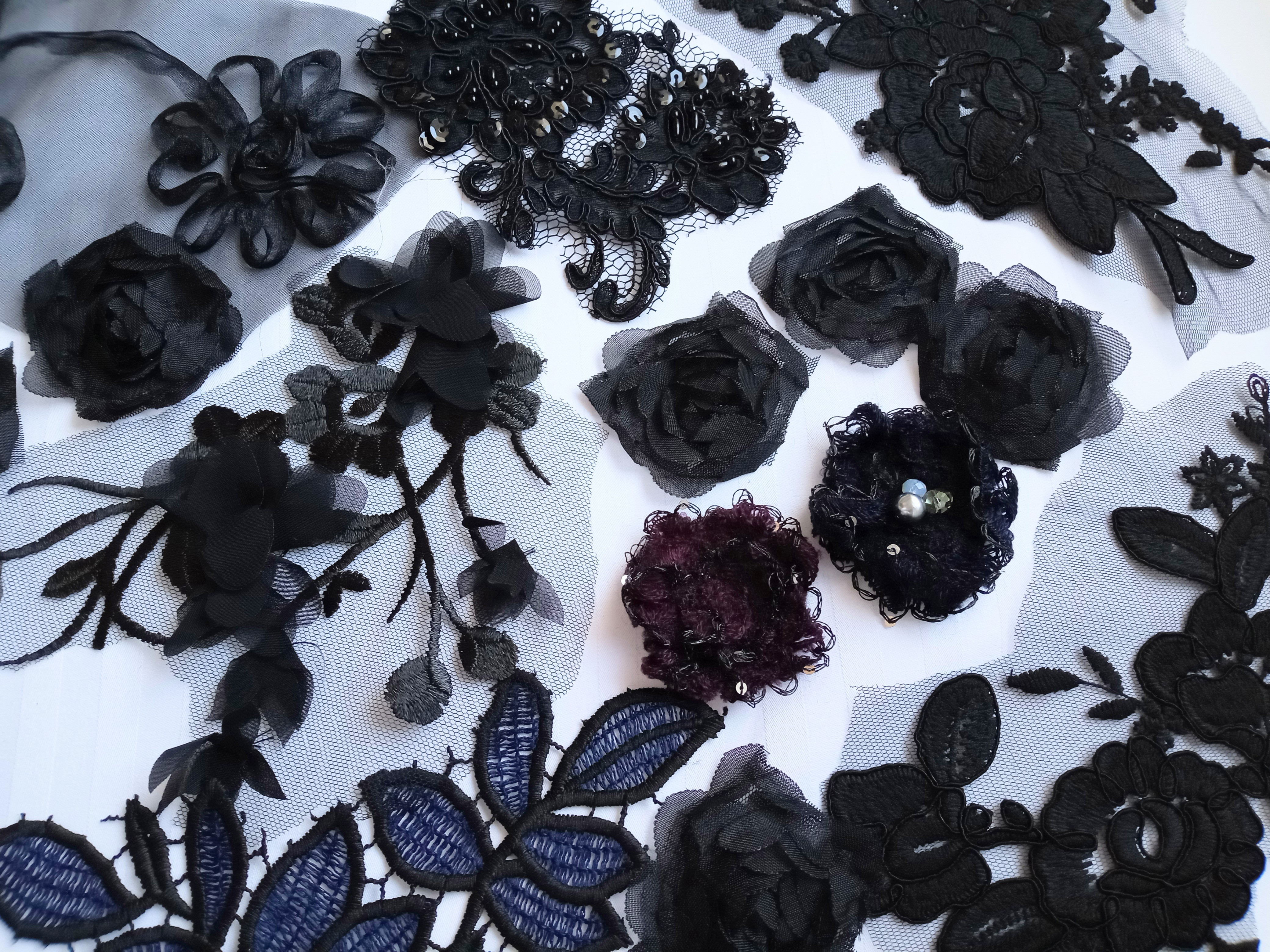 たっぷり繊細なレースの材料 福袋♪ ちくちく 洋服のリメイクにオススメ♪ 新春限定♫