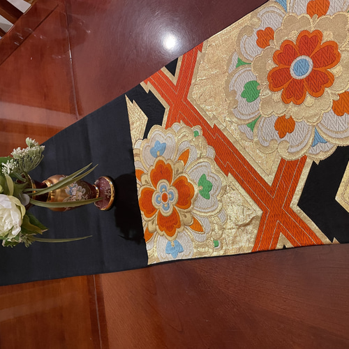 2000 豪華刺繍 正絹テーブルランナー 帯リメイク お正月 テーブル