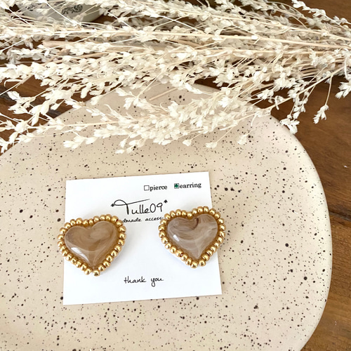 ミルクティーハートビーズ刺繍ピアス♡イヤリング♡ ピアス（スタッド  