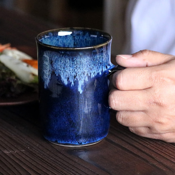 小石原燒 小石原燒 藍釉馬克杯 周山窯陶器 NHK Ippin shuzan-007 介紹 第1張的照片