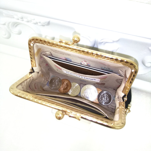 がま口❋刺繍 〜エッフェル塔〜大人可愛いがま口❋二つ折りのお札も