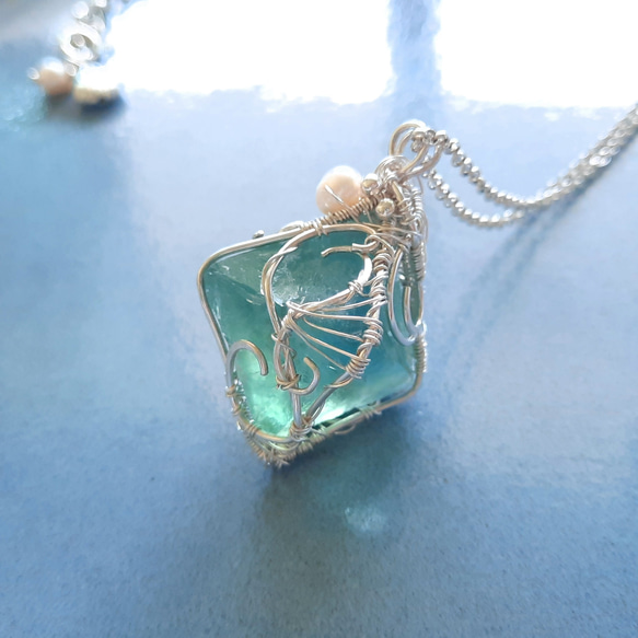 Archangel Series_Joules_Fluorite Sterling Silver Necklace_Pendul 1枚目の画像