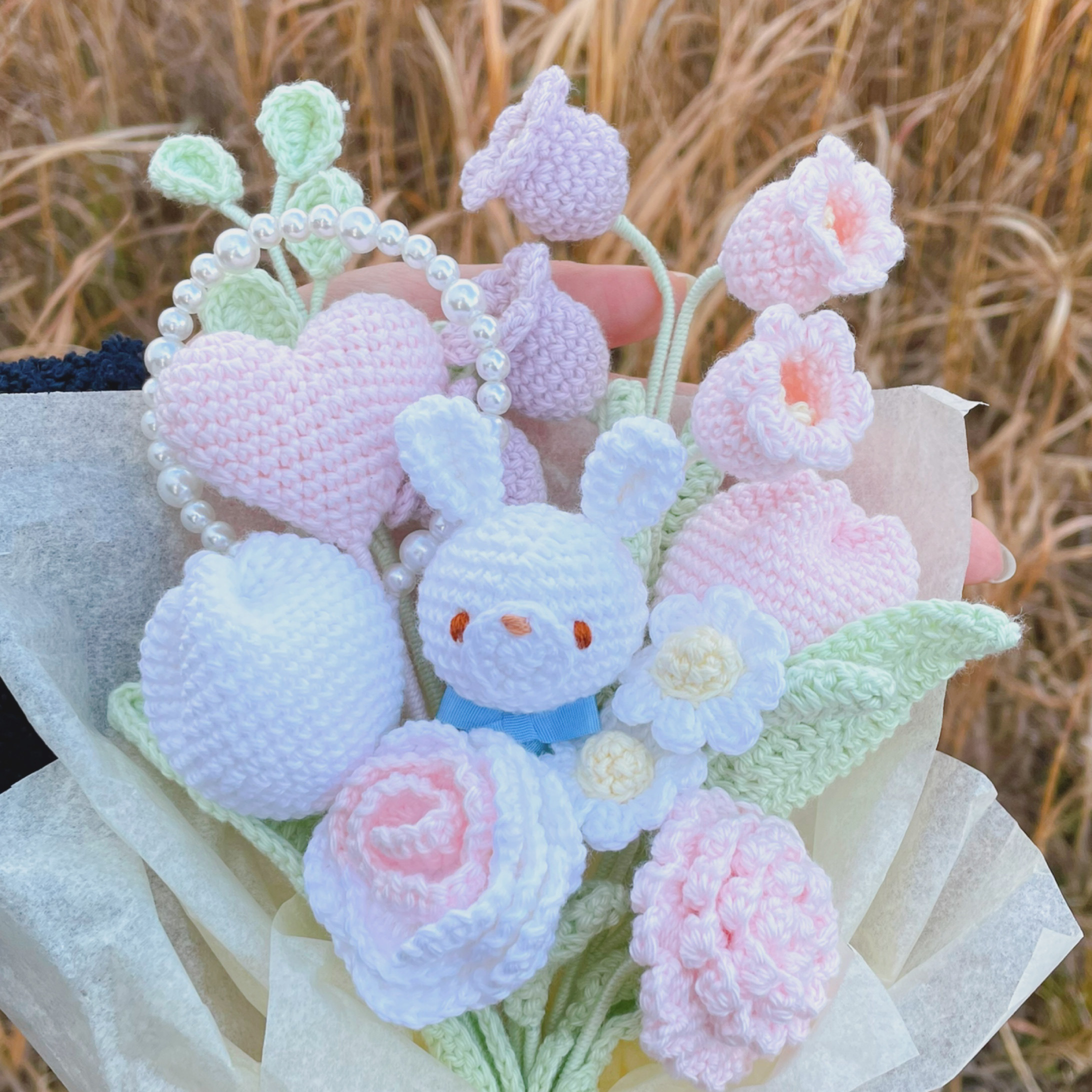 ギフトにも！うさぎとハートのブーケ