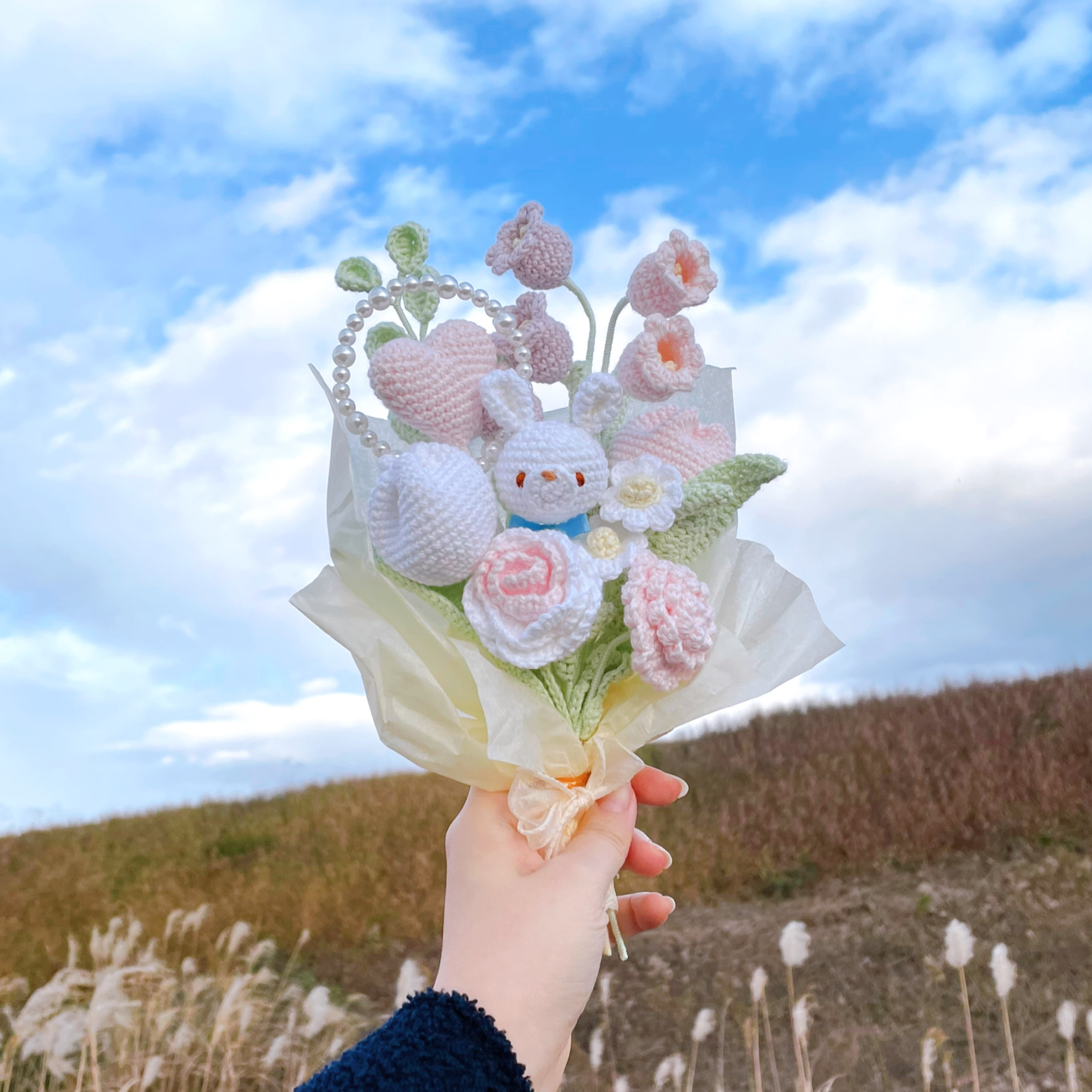 ギフトにも！うさぎとハートのブーケ