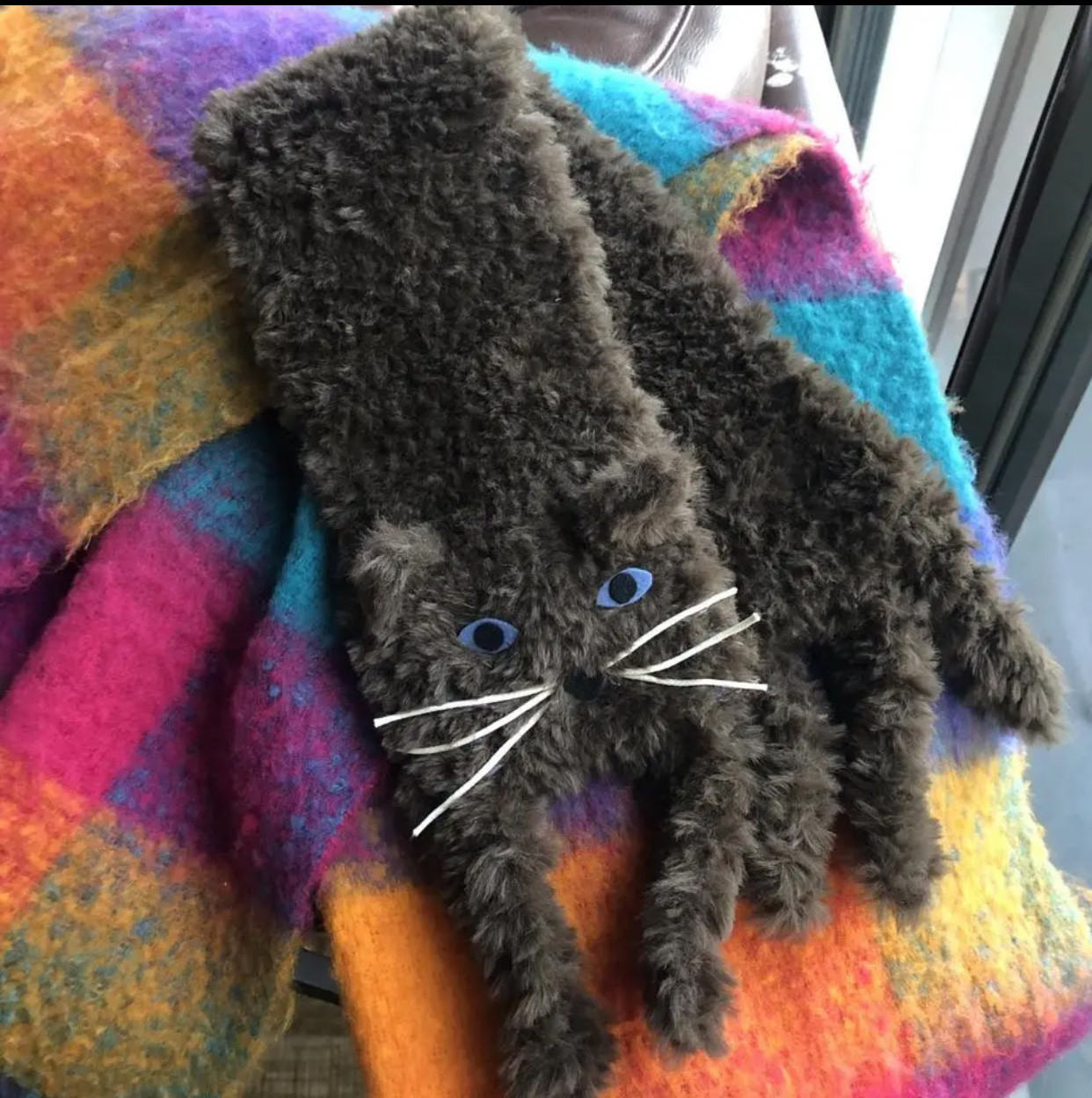 冬限定！みかんブローチ付き♡ふわふわもこもこ猫のあったかマフラー　ブラウン猫ちゃん定形外送料無料