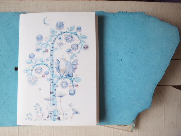 　本革　A5手帳カバー　ヒーローものみたいな青さ　蓋部分自然な切り口 4枚目の画像