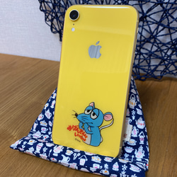 リバティ柄のピラミッド型スマホクッション♪ 2枚目の画像