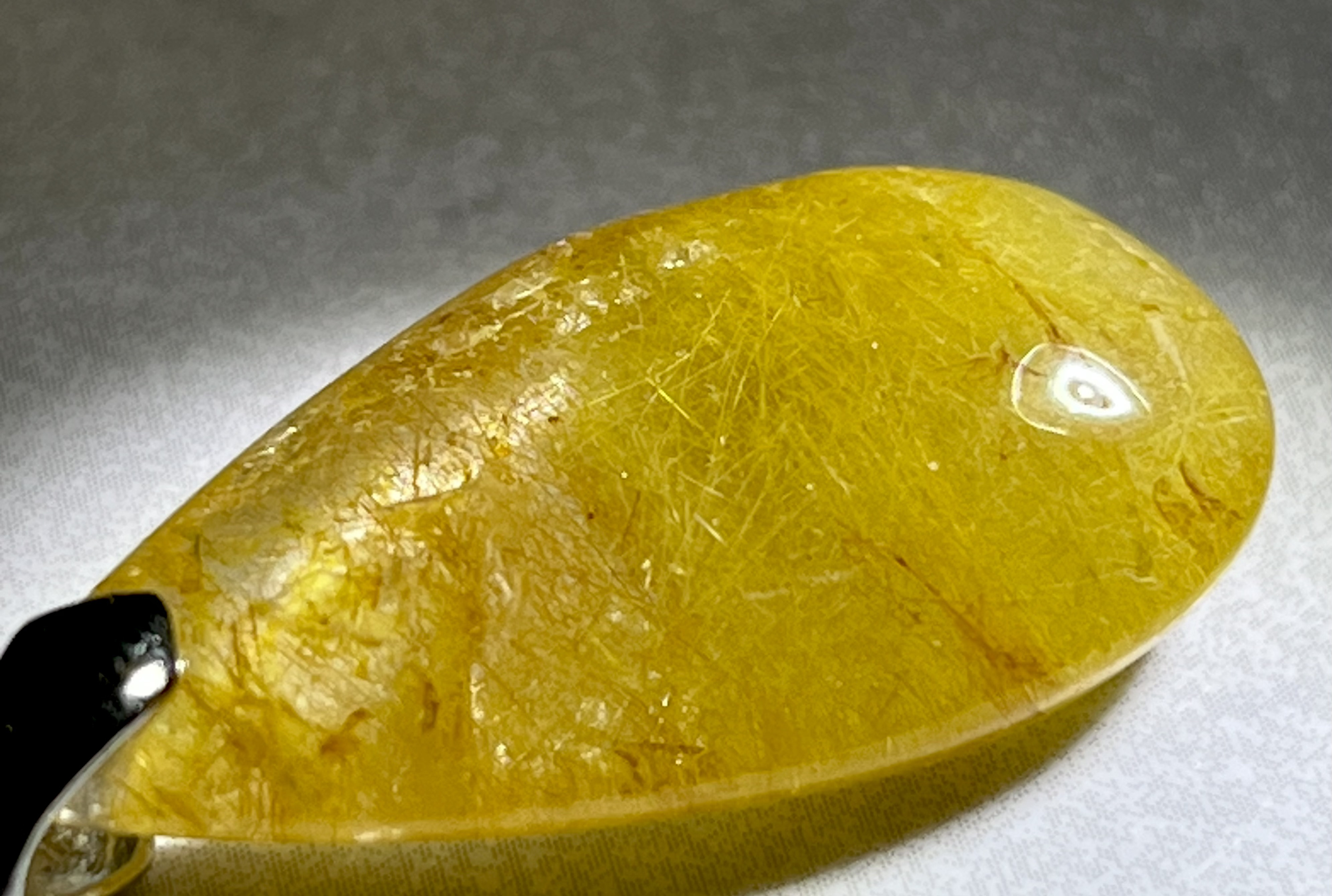 ラビットヘアー✨アンフィボール　ルチル　ペンダントトップ