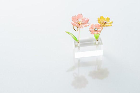 PLANT [春天的顏色] / 裝飾耳環 第3張的照片