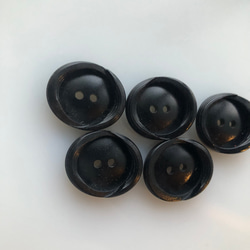 アンティーク ボタン 5個　ビンテージ 昭和 レトロ 個性的 ハンドメイド素材 日本製 ポップ アクセ ブラック 4枚目の画像