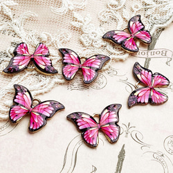 エナメル蝶チャーム（リアルプリント）６個濃いピンク 2枚目の画像