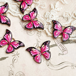 エナメル蝶チャーム（リアルプリント）６個濃いピンク 4枚目の画像
