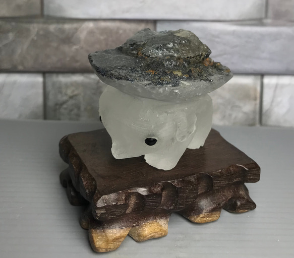 天然白水晶精雕象擺件 共生灰銻礦 雲母 稀少 極美 第7張的照片