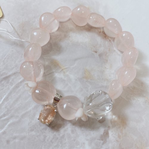 5-532】ピーチピンクのハートのローズクォーツとオレゴンサンストーン