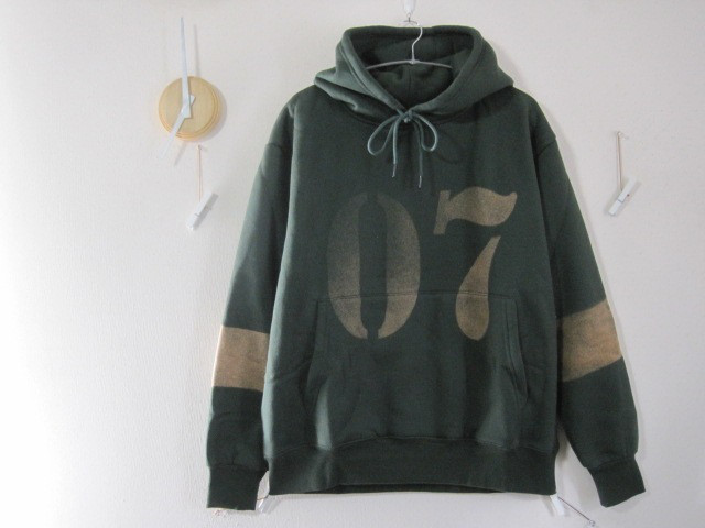 1点 厚手　 パーカー　ラージナンバー【07】フォレストグリーン　厚手/起毛/暖/プレゼント/あったかい/カワイイ