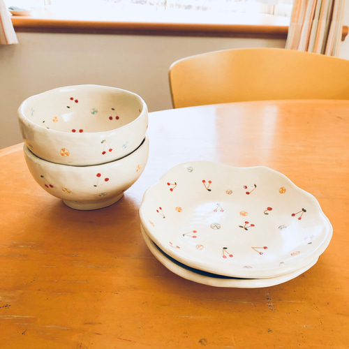 Creema限定 新春福袋2023】さくらんぼのこどんぶりとお皿のセット 中皿