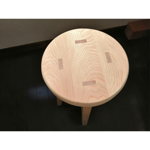 ほぞ組】木製スツール 高さ43cm 丸椅子 stool 猫犬 あつ
