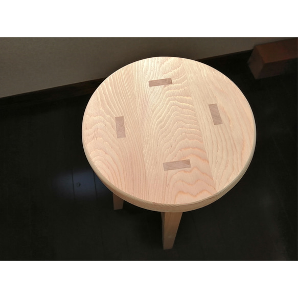 【ほぞ組】木製スツール　高さ58cm　丸椅子　stool 　猫犬 3枚目の画像
