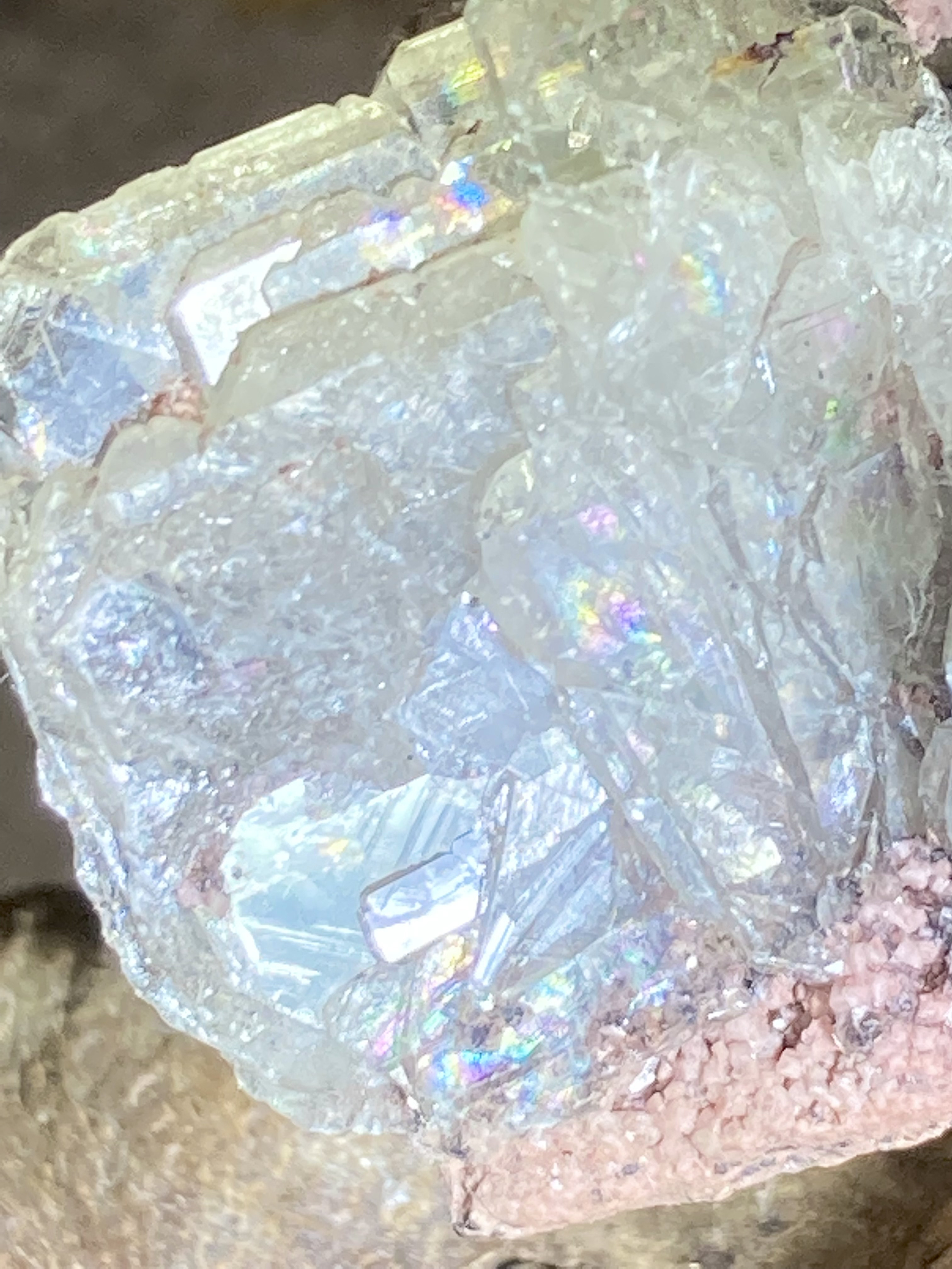 ヴェイリネナイト 0.07ct ⭐2002 Ω ハンドメイド素材
