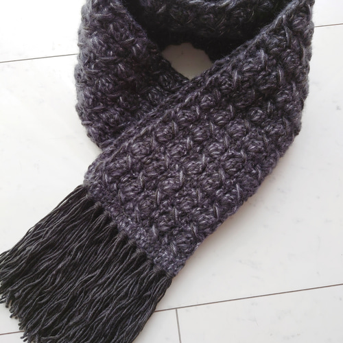 マフラー 模様 フリンジ ブラック 黒 シルバーラメ 編み 手編み 編み物