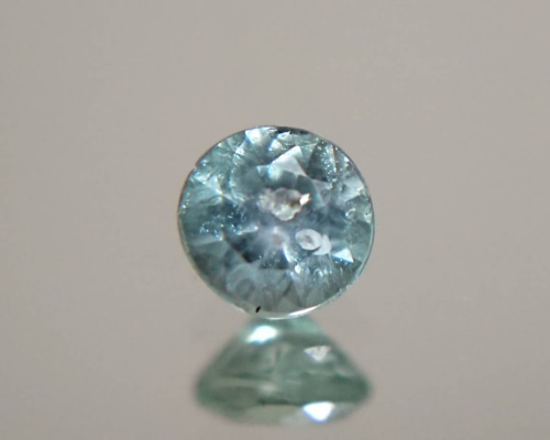 コーネルピン 0.21ct ⭐1368 天然石 べるふぇKIRABOSHI希少石 取り寄 