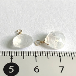 【天然石チャーム】宝石質レインボームーンストーン　14kgf　１個　ハンドメイド素材 5枚目の画像