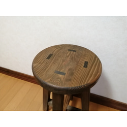 【ほぞ組】木製スツール　高さ47cm　丸椅子　stool 　猫犬 3枚目の画像