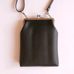 雨ザラシ工房⭐︎くりがま　レギュラーサイズ　ブラウン　茶⭐︎中サイズ くりがま がま口 雨ザラシ工房 通販 3021695｜Creema(クリーマ)