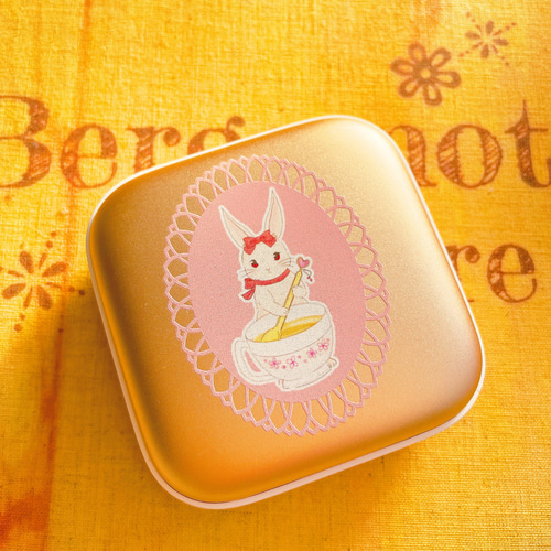 アンティークホワイトラビットミルクティーの「充電式カイロ