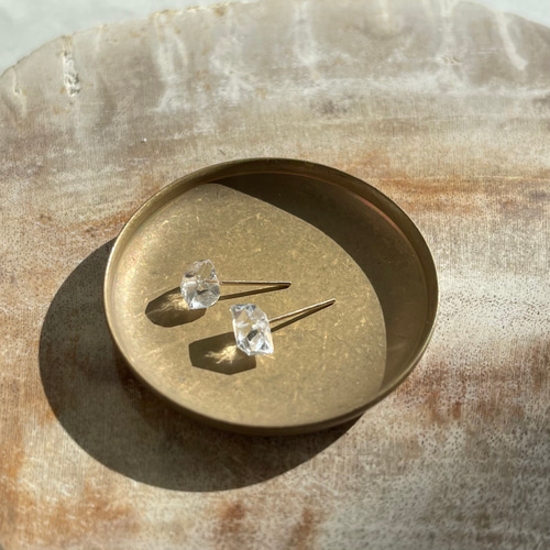 ハーキマーダイヤモンドのピアス M 14KGF/金具変更可 ピアス（スタッド