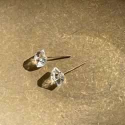 ハーキマーダイヤモンドのピアス M（14KGF）ピアス/イヤリング 1枚目の画像