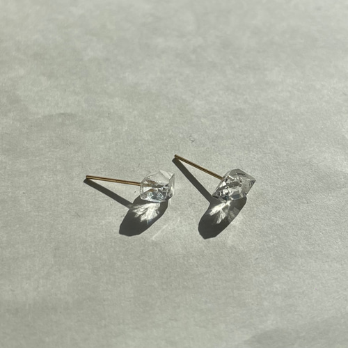 ハーキマーダイヤモンドのピアス M 14KGF/金具変更可 ピアス