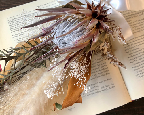 専用ページ☆パンパスグラスのフライングリース＆プロテアスワッグ 専用ページ☆パンパスグラスのフライングリース＆プロテア