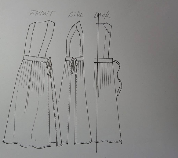 前後2wayリネンジャンパースカート／柔らかなハーフリネンワンピース／サイドリボンデザインエプロンワンピース／ブラック 2枚目の画像