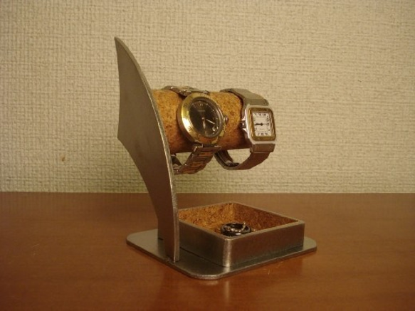 ウオッチスタンド　名入れ　刻印　ラッピング　　丸パイプ2本掛け腕時計スタンド　男性用 3枚目の画像