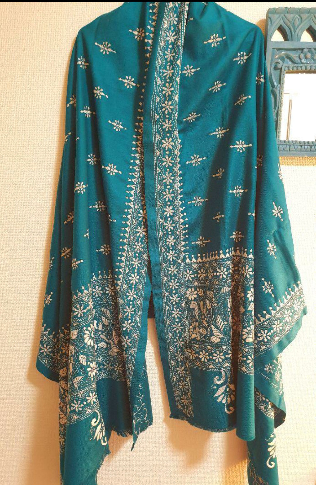 カンタ刺繍 大判ショール バルバトカンタ ホワイト＆レッド カンタ刺繍