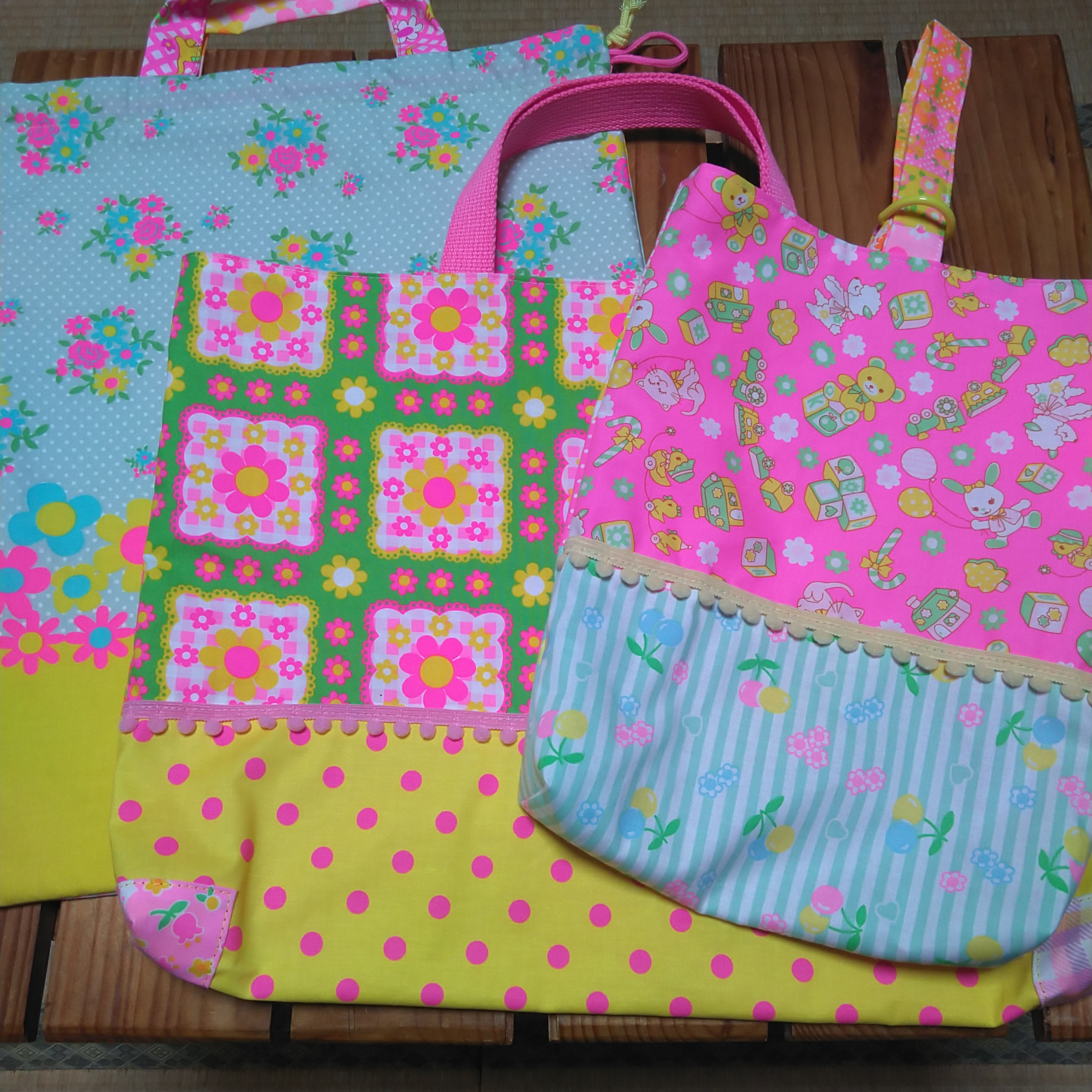 送料無料　20入園入学準備ピンクス手提げ　レッスンバック　上履き入れ　体操服袋　女の子　体操着入れ　巾着袋　体育着入れ