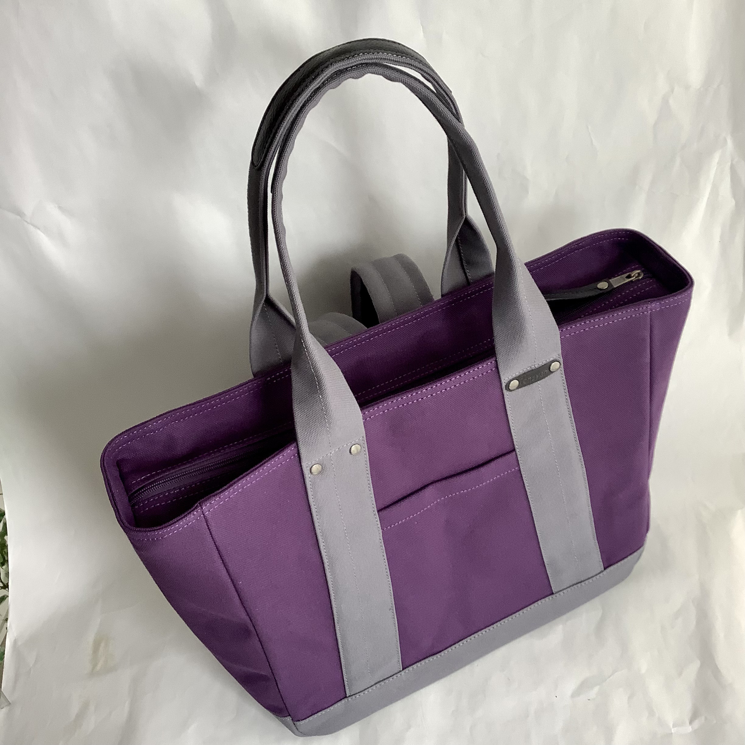 サイズup◇肩掛けカスタム・2WAY◇コロンと丸い帆布のショルダーリュック・ダークパープル＋ダークグレー・マチ12