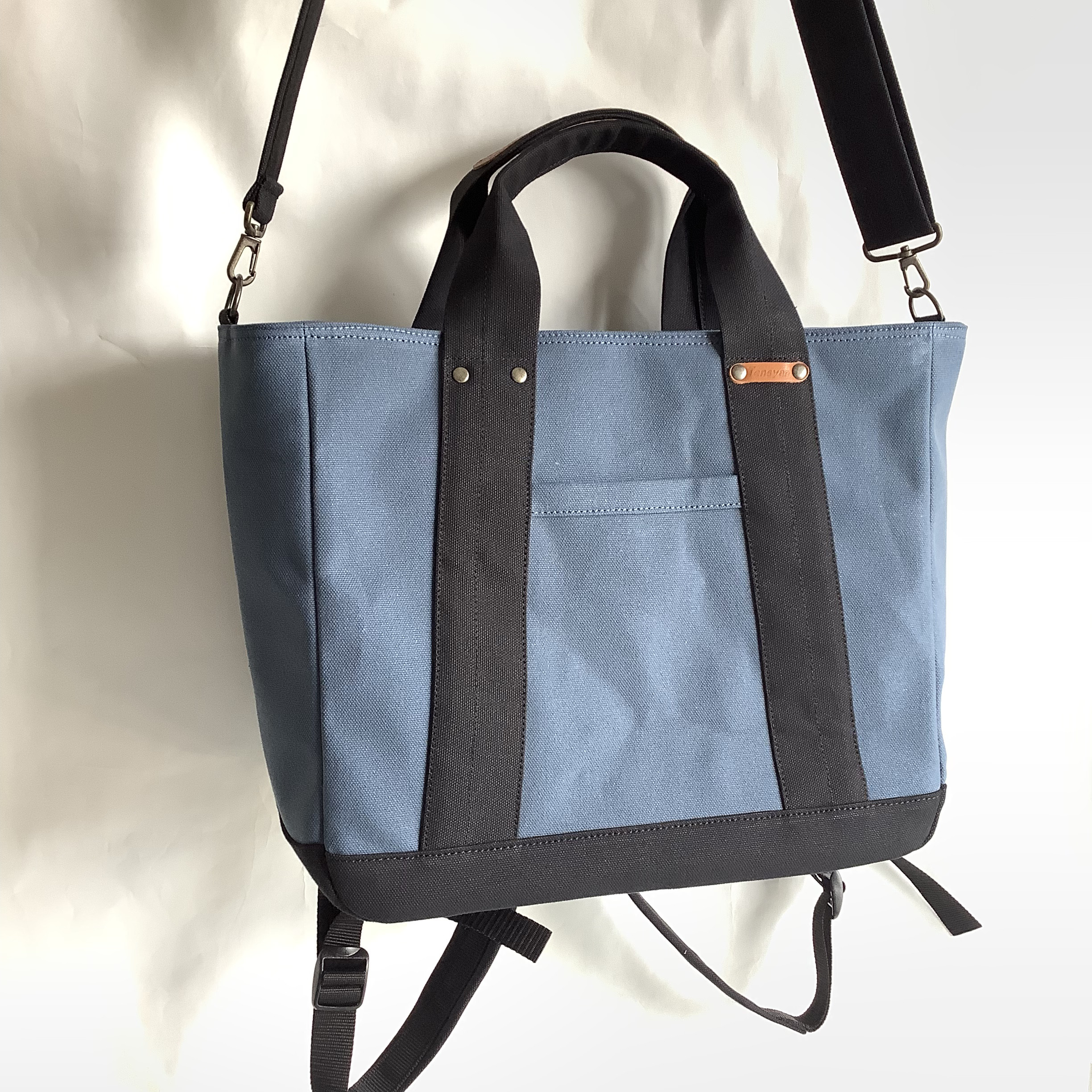 サイズup◇3WAY◇コロンと丸い帆布のショルダーリュック・ブルーグレー＋ブラック・マチ12